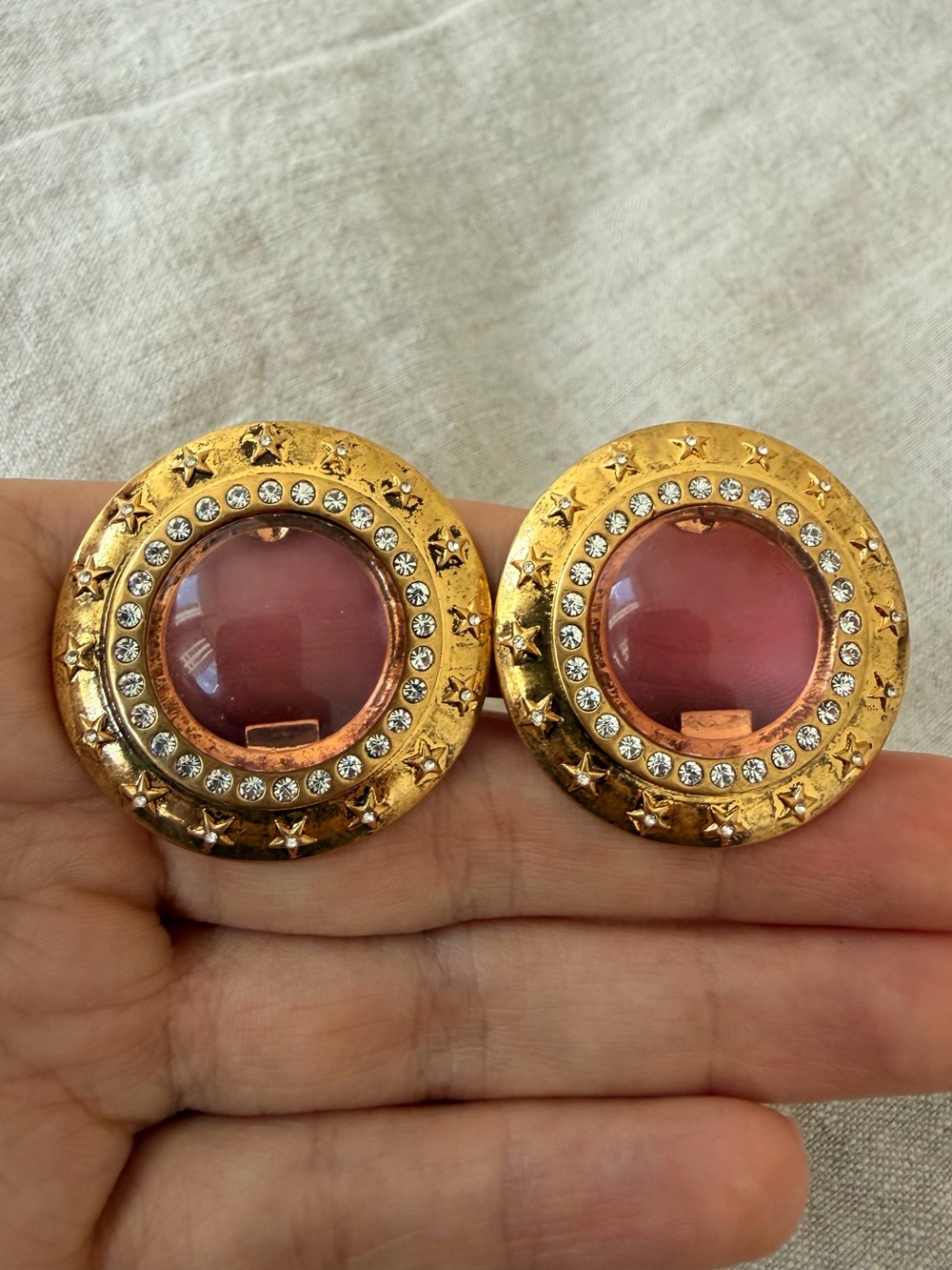 ⭐️CHANEL Gold-Tone Star Halo Earrings with Pink Cabochons💗